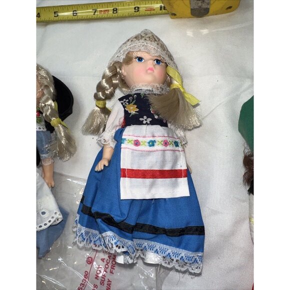 Dolls Around the World Native Costumes France Italy Poland Germany Holland Gifts - Picture 5 of 15